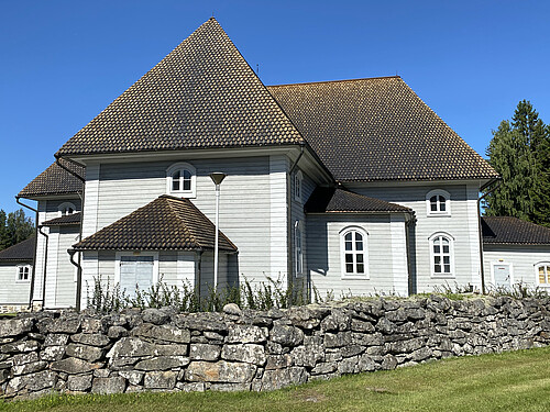 Ristiina church